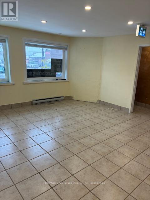 1071 2nd Avenue E, Owen Sound, Ontario  N4K 2H8 - Photo 9 - X12616886