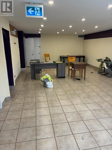 1071 2nd Avenue E, Owen Sound, Ontario  N4K 2H8 - Photo 4 - X12616886