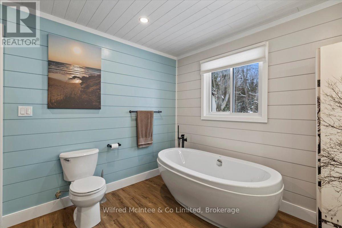 38 Allister Place, South Bruce Peninsula, Ontario N0H 2G0 - Photo 21 - X12608086