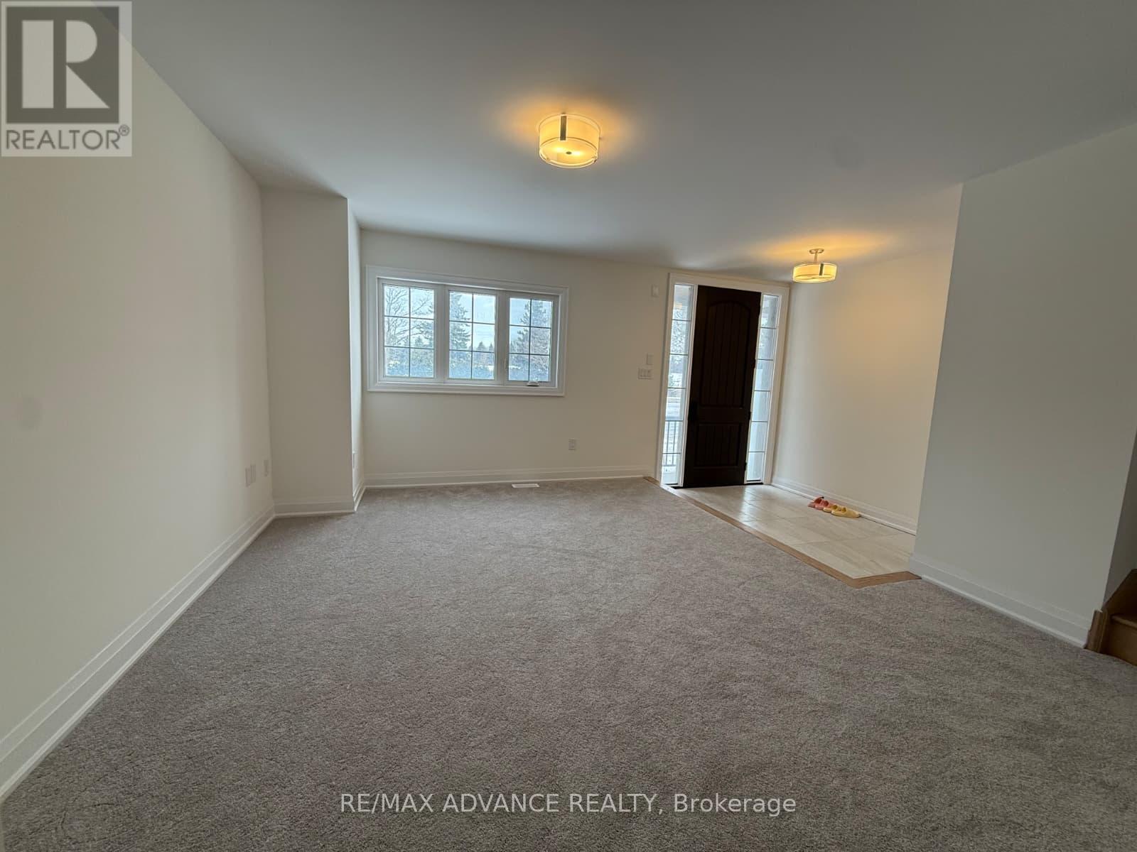 4201 Major Mackenzie Dr Drive, Markham, Ontario  L6C 3L5 - Photo 2 - N12629804