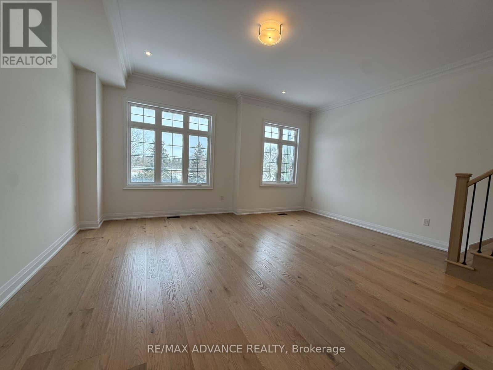 4201 Major Mackenzie Dr Drive, Markham, Ontario  L6C 3L5 - Photo 8 - N12629804