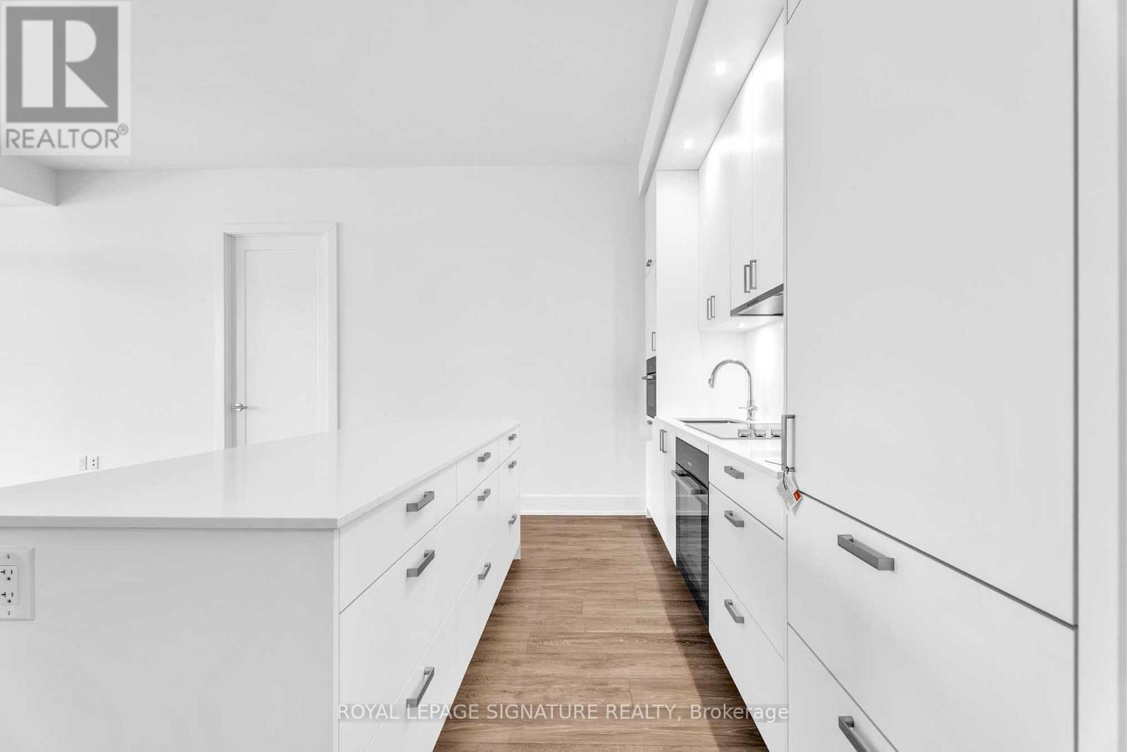 516 - 399 Royal Orchard Boulevard, Markham, Ontario  L3T 0H4 - Photo 13 - N12629850