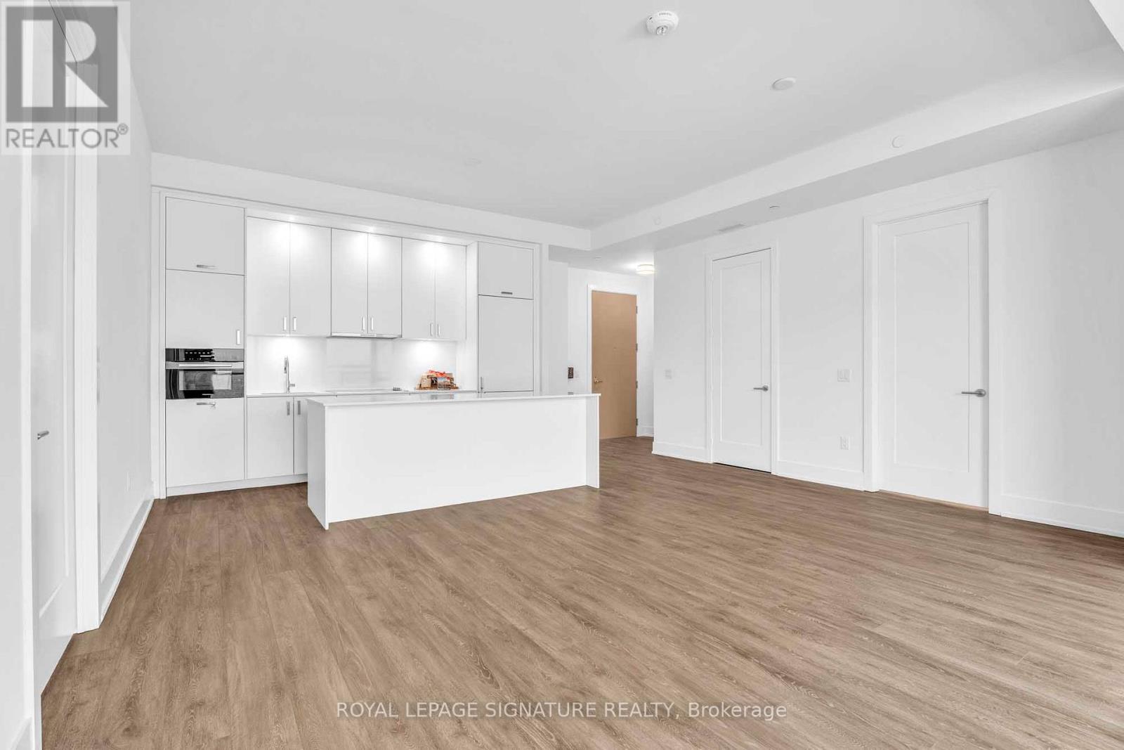 516 - 399 Royal Orchard Boulevard, Markham, Ontario  L3T 0H4 - Photo 8 - N12629850