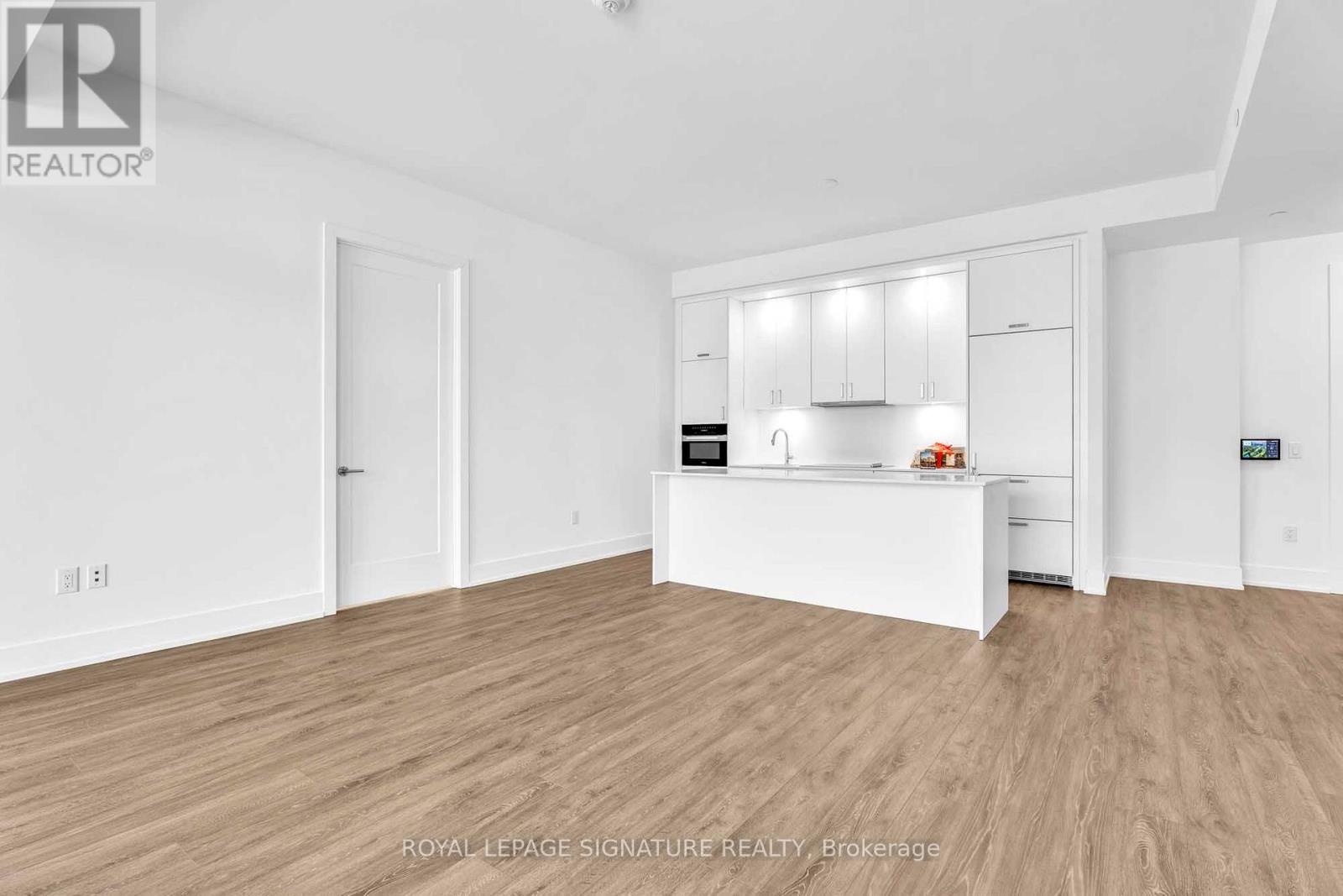 516 - 399 Royal Orchard Boulevard, Markham, Ontario  L3T 0H4 - Photo 9 - N12629850