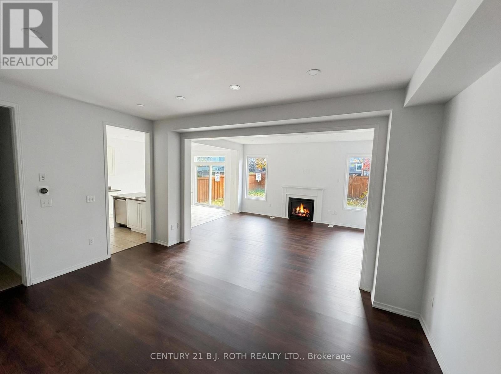 23 Adams Road, New Tecumseth (Alliston), Ontario  L9R 0L1 - Photo 4 - N12629862