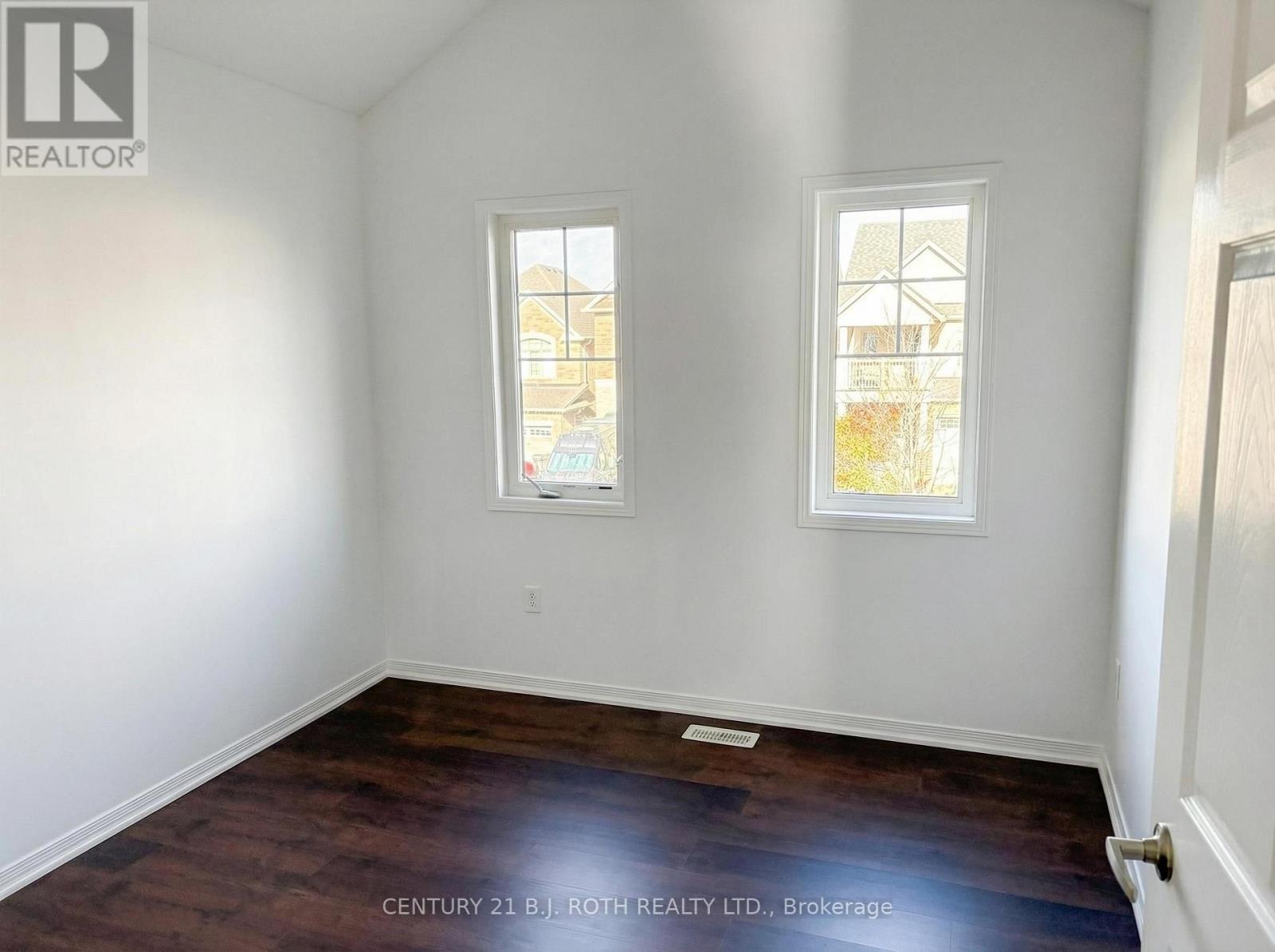 23 Adams Road, New Tecumseth (Alliston), Ontario  L9R 0L1 - Photo 8 - N12629862