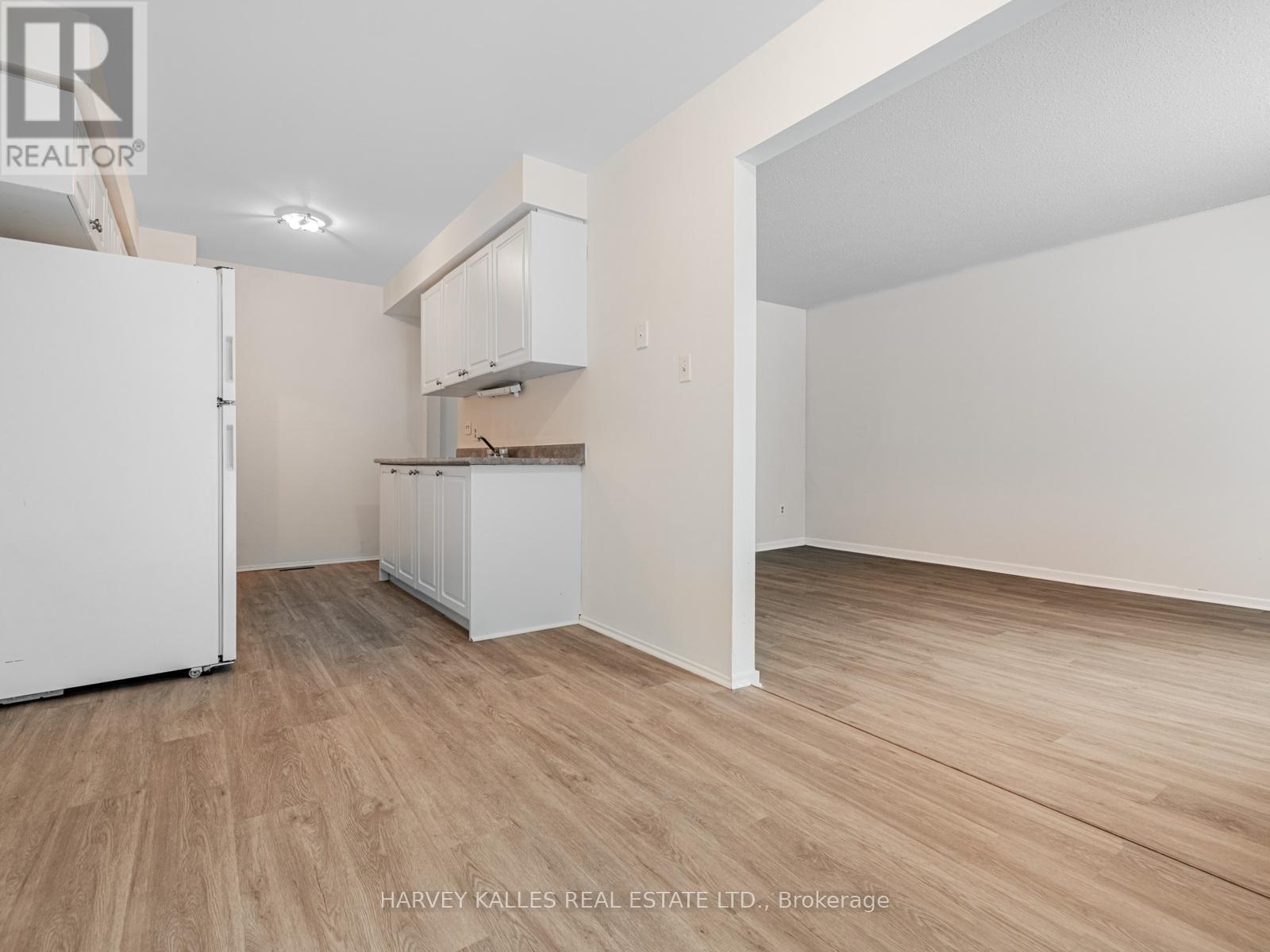 263 Browning Trail, Barrie, Ontario L4N 5C9 - Photo 12 - S12629876