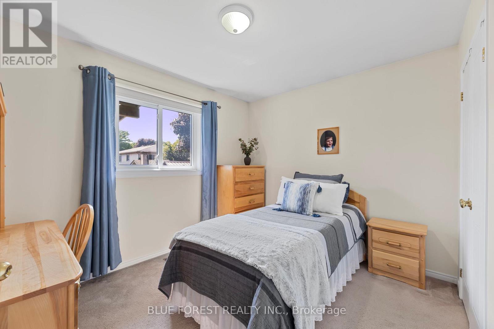 930 Railton Avenue, London East (East I), Ontario  N5V 4V7 - Photo 10 - X12422091