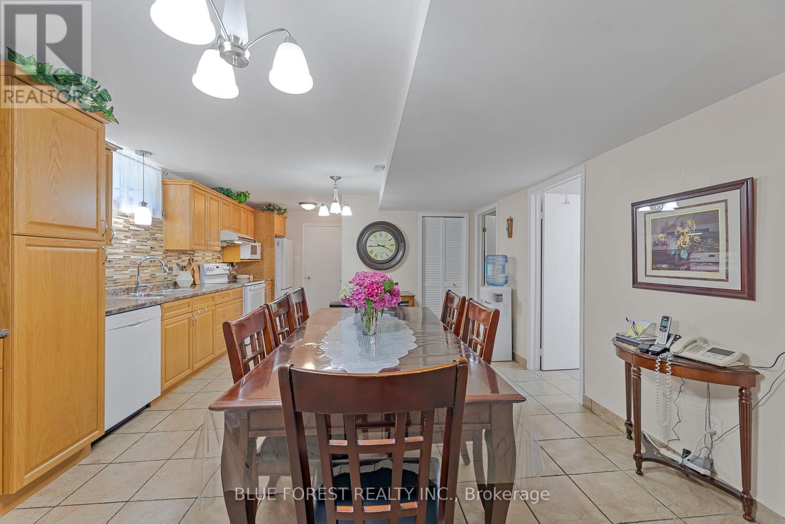 930 Railton Avenue, London East (East I), Ontario  N5V 4V7 - Photo 21 - X12422091