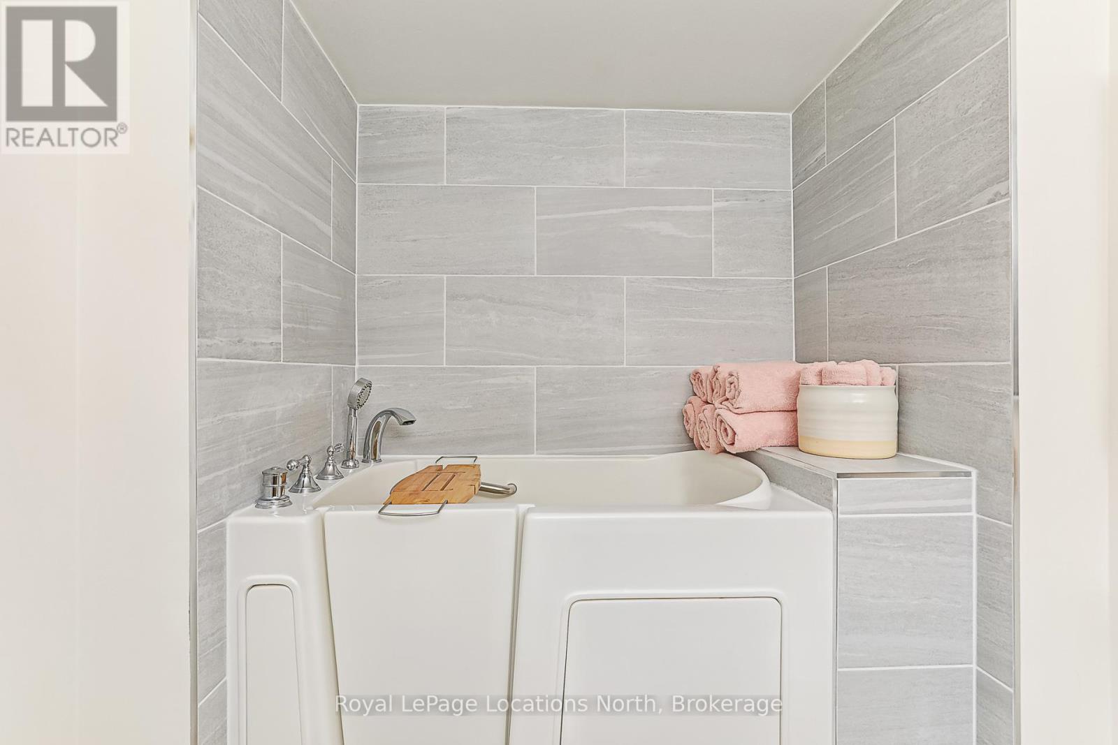 13 - 5 Harbour Street E, Collingwood, Ontario  L9Y 5C5 - Photo 28 - S12630052