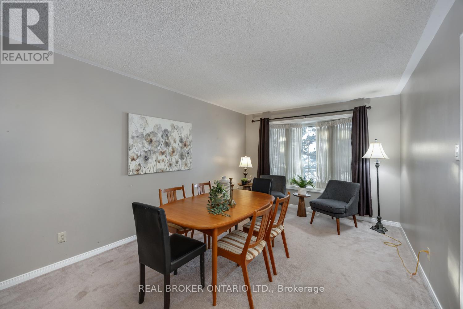 26 Falstaff Crescent, Whitby, Ontario  L1R 1W3 - Photo 11 - E12629956