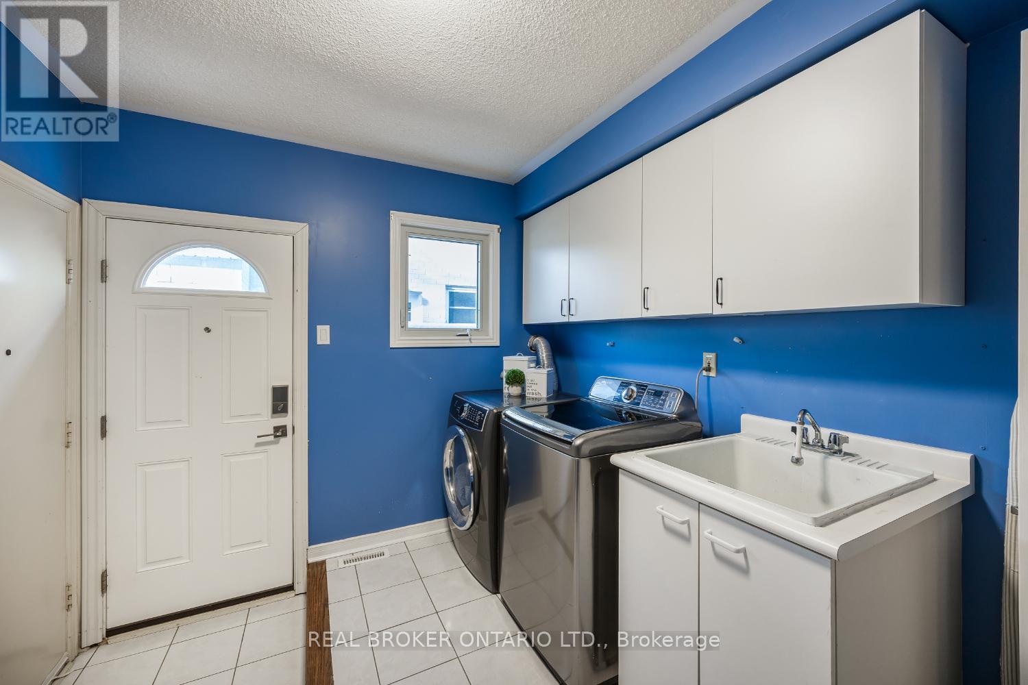 26 Falstaff Crescent, Whitby, Ontario  L1R 1W3 - Photo 23 - E12629956