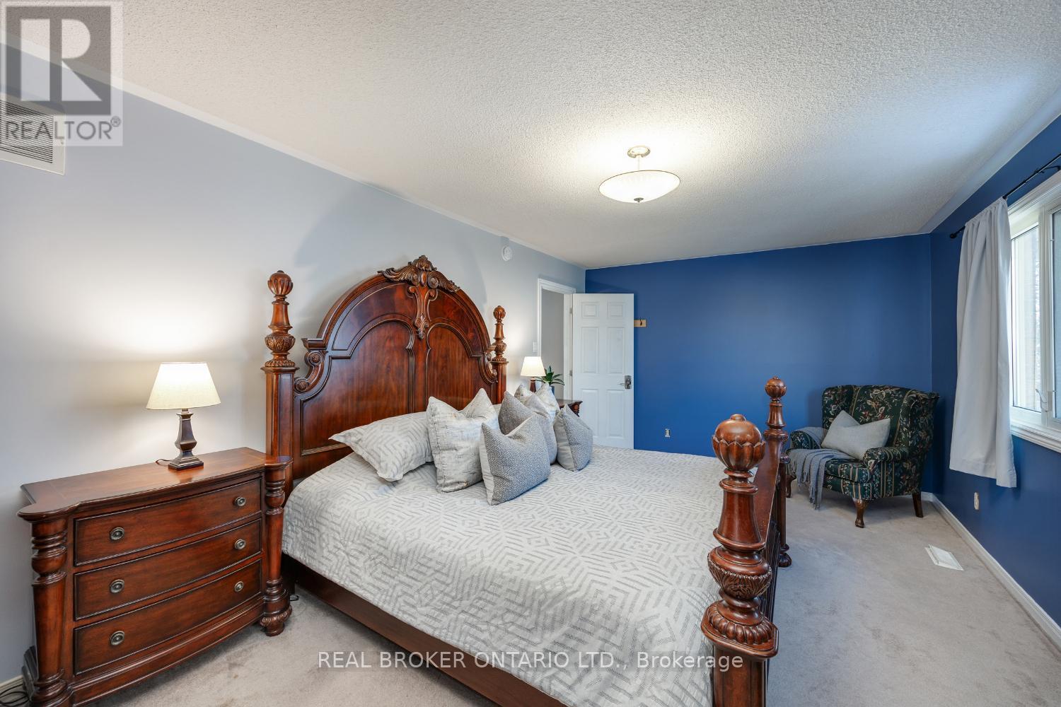 26 Falstaff Crescent, Whitby, Ontario  L1R 1W3 - Photo 26 - E12629956