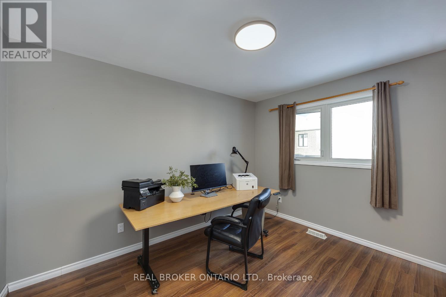 26 Falstaff Crescent, Whitby, Ontario  L1R 1W3 - Photo 35 - E12629956