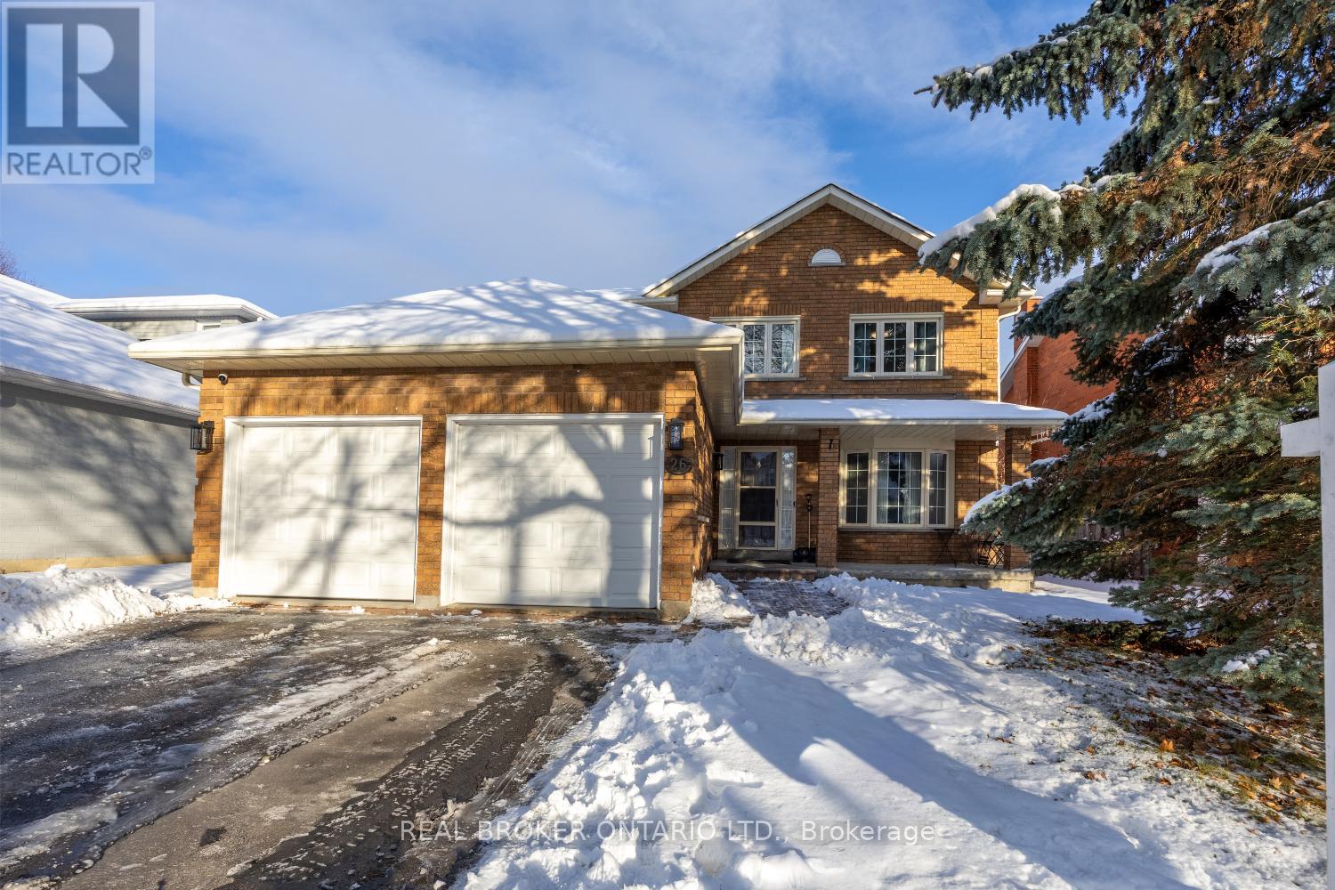 26 Falstaff Crescent, Whitby, Ontario  L1R 1W3 - Photo 4 - E12629956