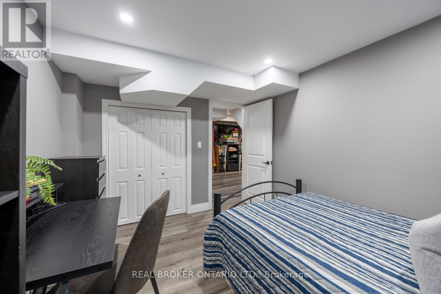 26 Falstaff Crescent, Whitby, Ontario  L1R 1W3 - Photo 46 - E12629956