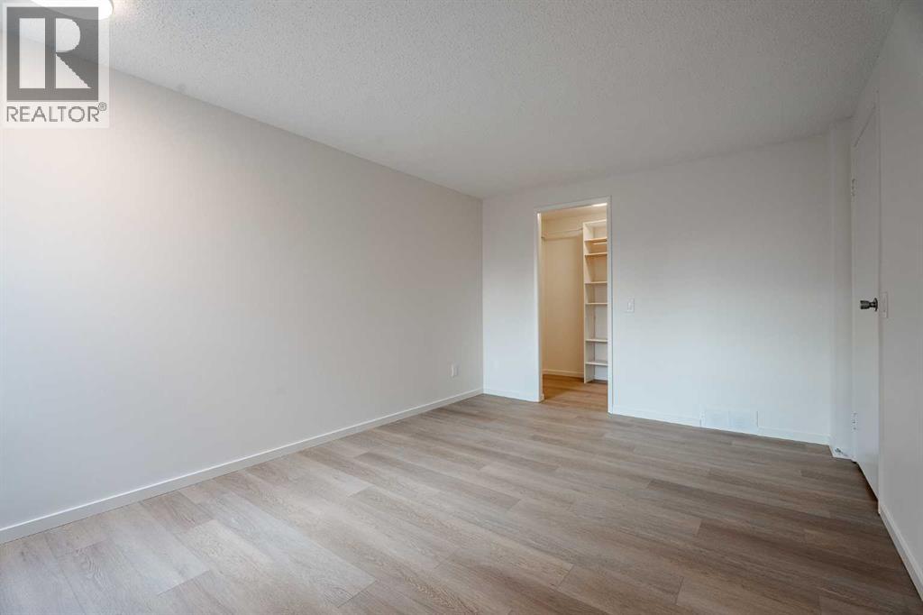110, 330 Canterbury Drive Sw, Calgary, Alberta  T2W 1H6 - Photo 15 - A2270452