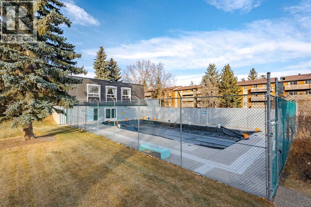 110, 330 Canterbury Drive Sw, Calgary, Alberta  T2W 1H6 - Photo 20 - A2270452