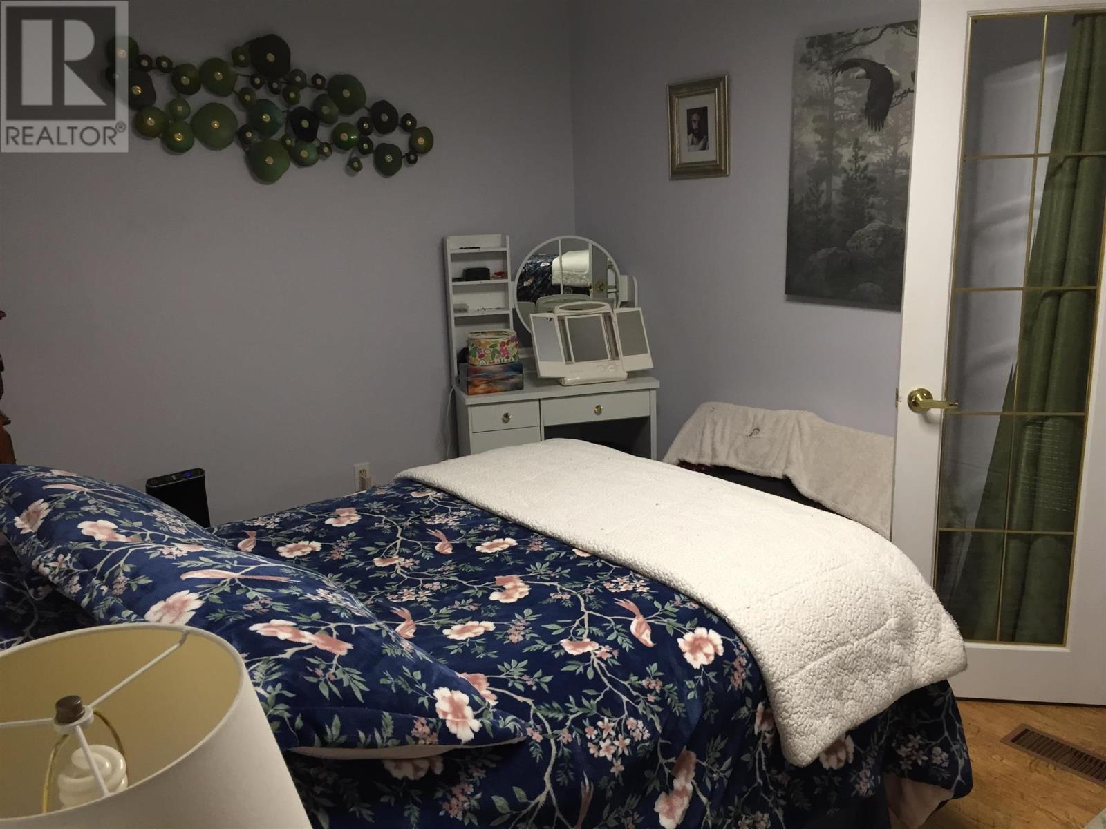 4 Albert St, Elliot Lake, Ontario  P5A 2Y8 - Photo 11 - SM253463