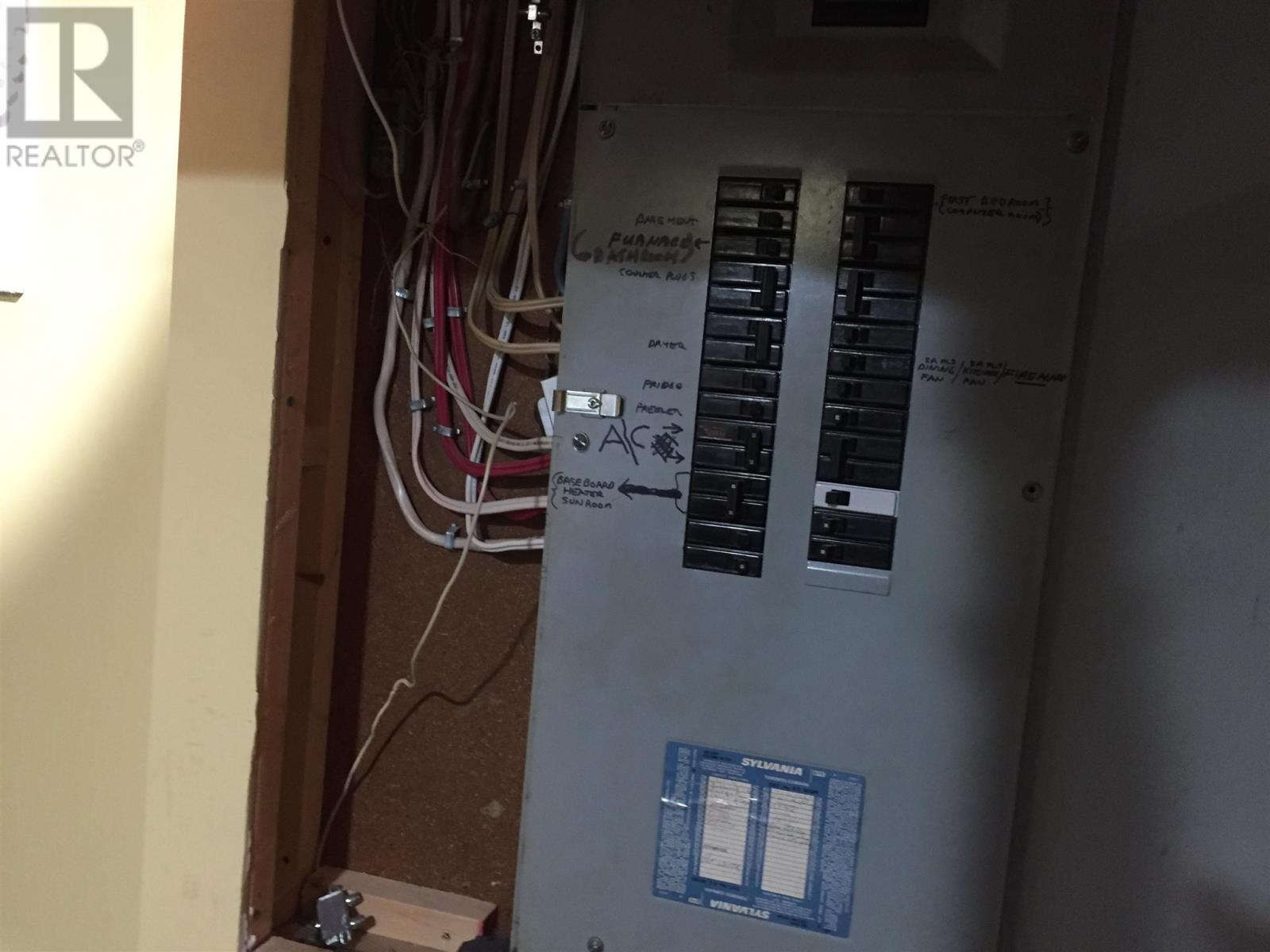 4 Albert St, Elliot Lake, Ontario  P5A 2Y8 - Photo 30 - SM253463