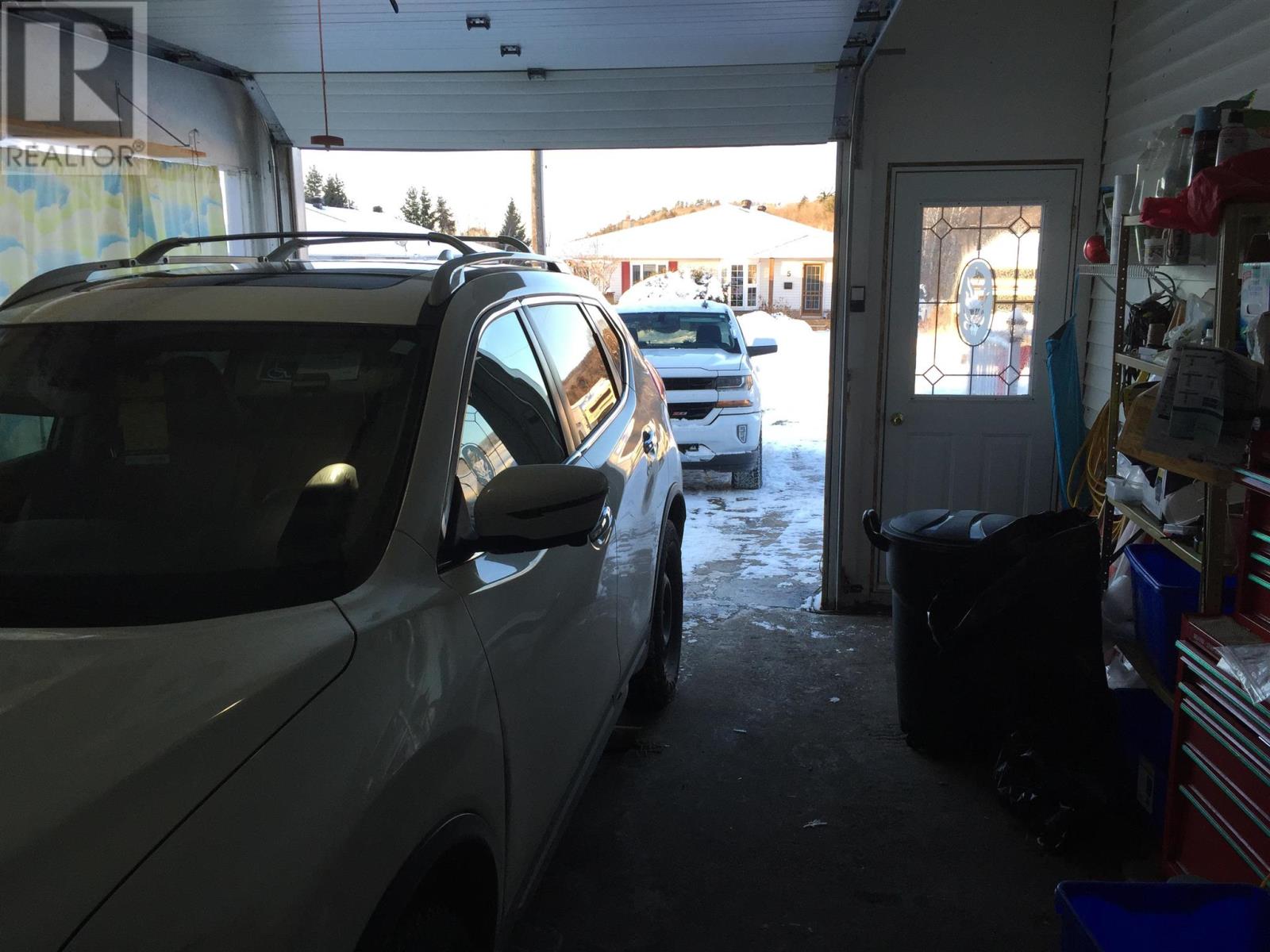 4 Albert St, Elliot Lake, Ontario  P5A 2Y8 - Photo 32 - SM253463