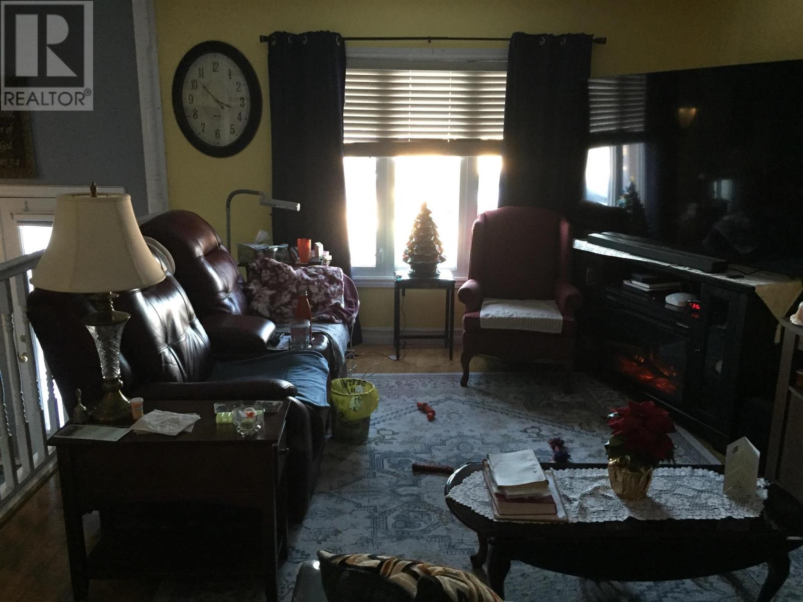 4 Albert St, Elliot Lake, Ontario  P5A 2Y8 - Photo 4 - SM253463