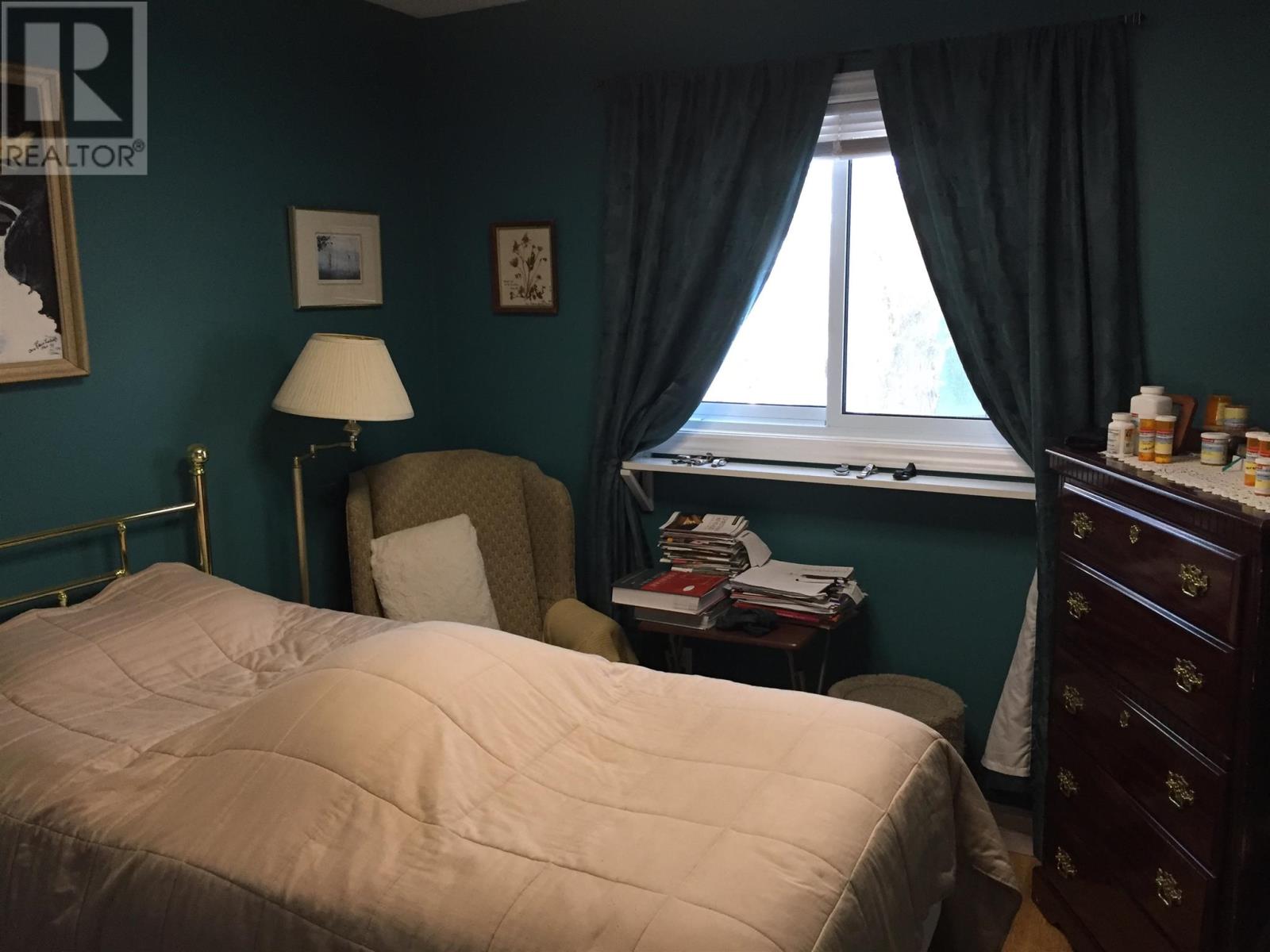 4 Albert St, Elliot Lake, Ontario  P5A 2Y8 - Photo 8 - SM253463