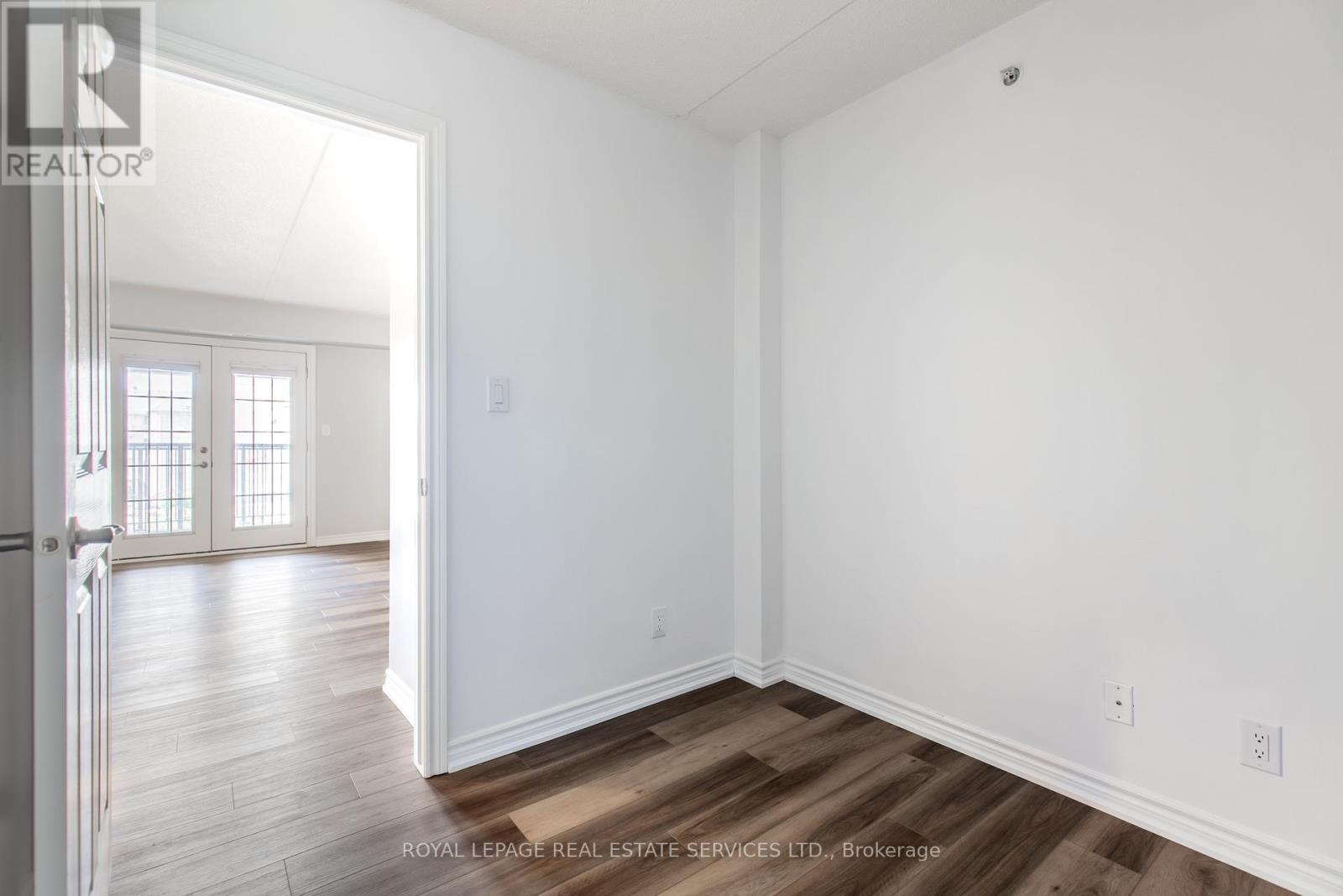 308 - 1480 Bishops Gate, Oakville, Ontario  L6M 4N4 - Photo 28 - W12629802