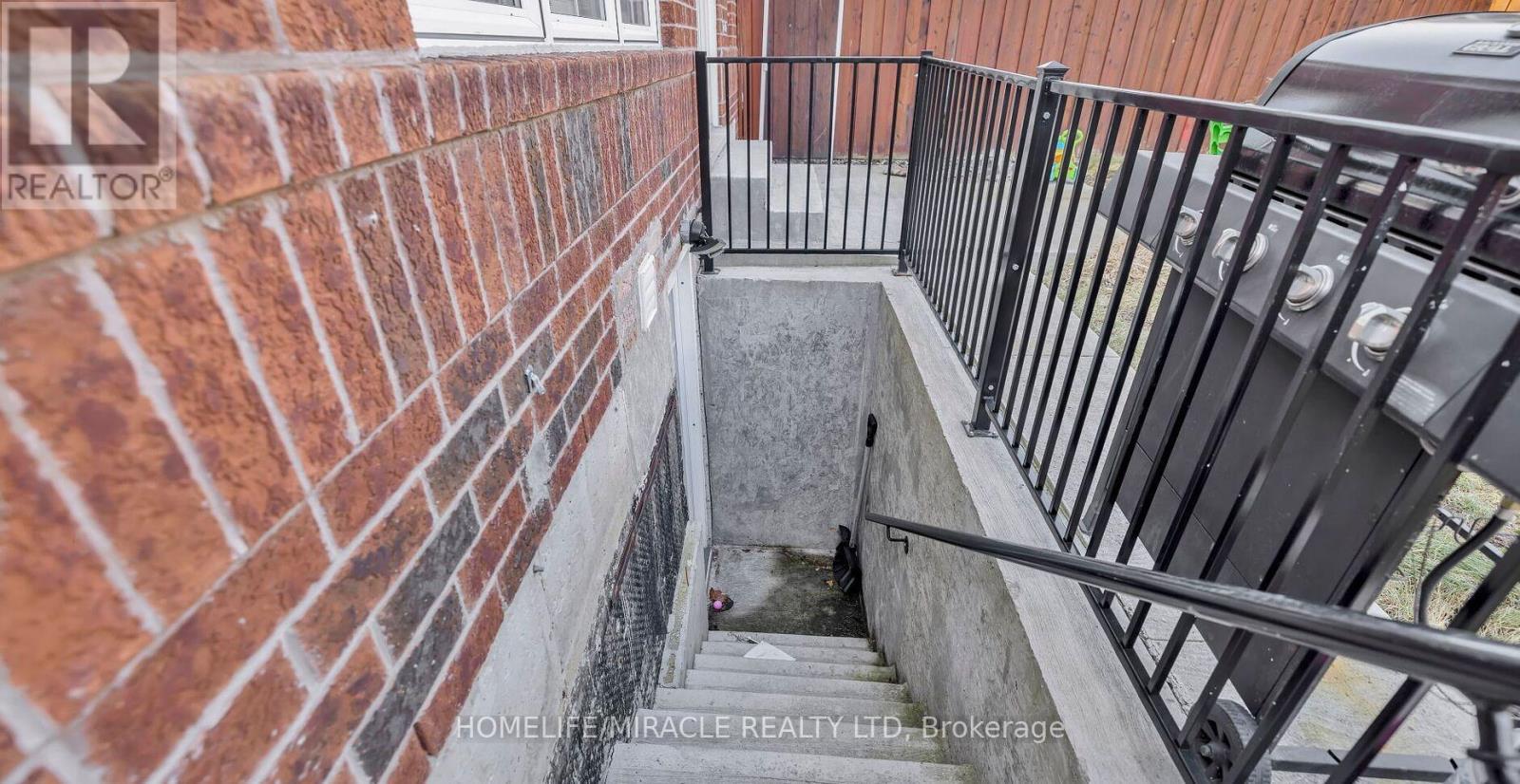 Basement - 77 Owlridge Drive, Brampton, Ontario  L6X 0M4 - Photo 7 - W12629826