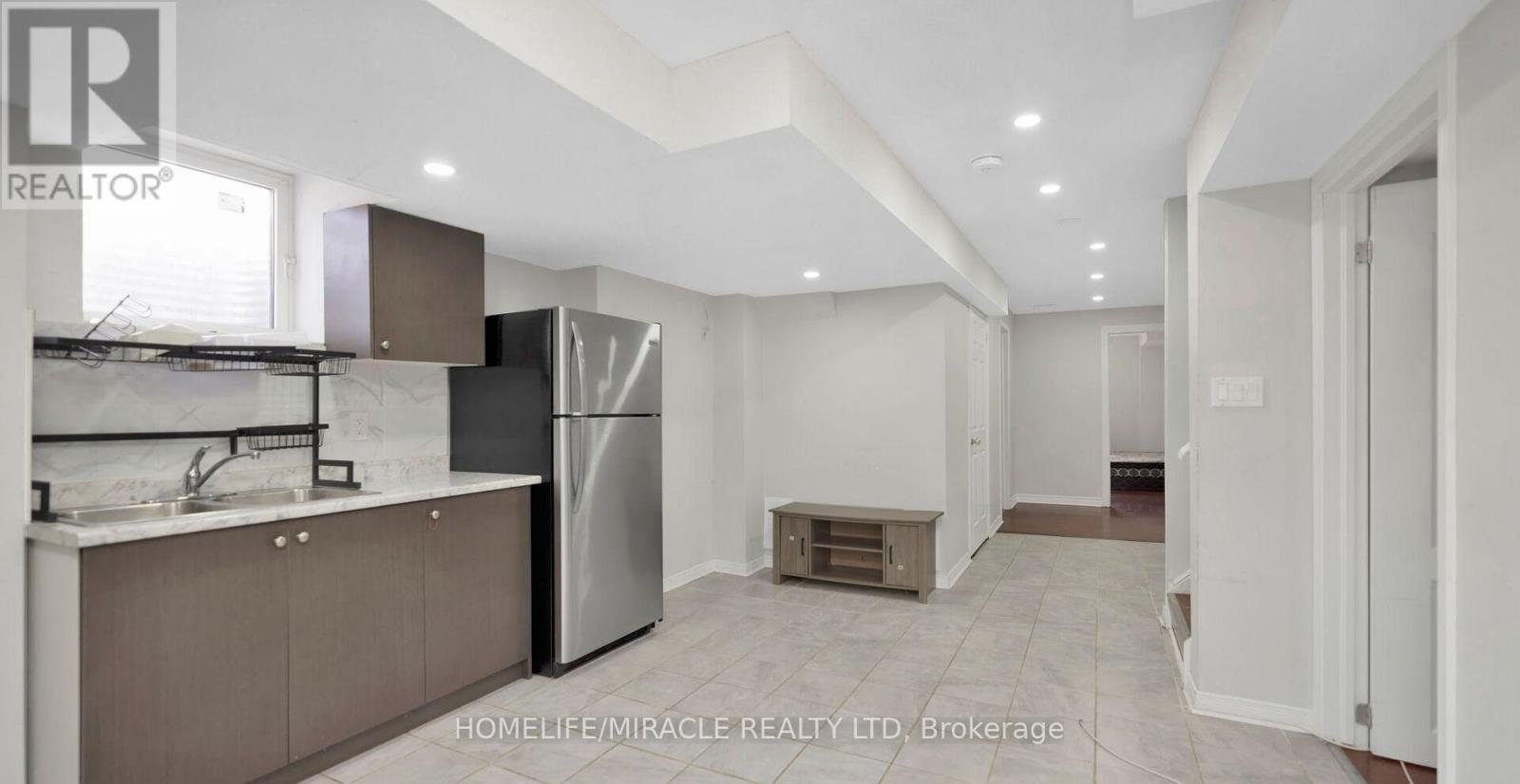 Basement - 77 Owlridge Drive, Brampton, Ontario  L6X 0M4 - Photo 9 - W12629826