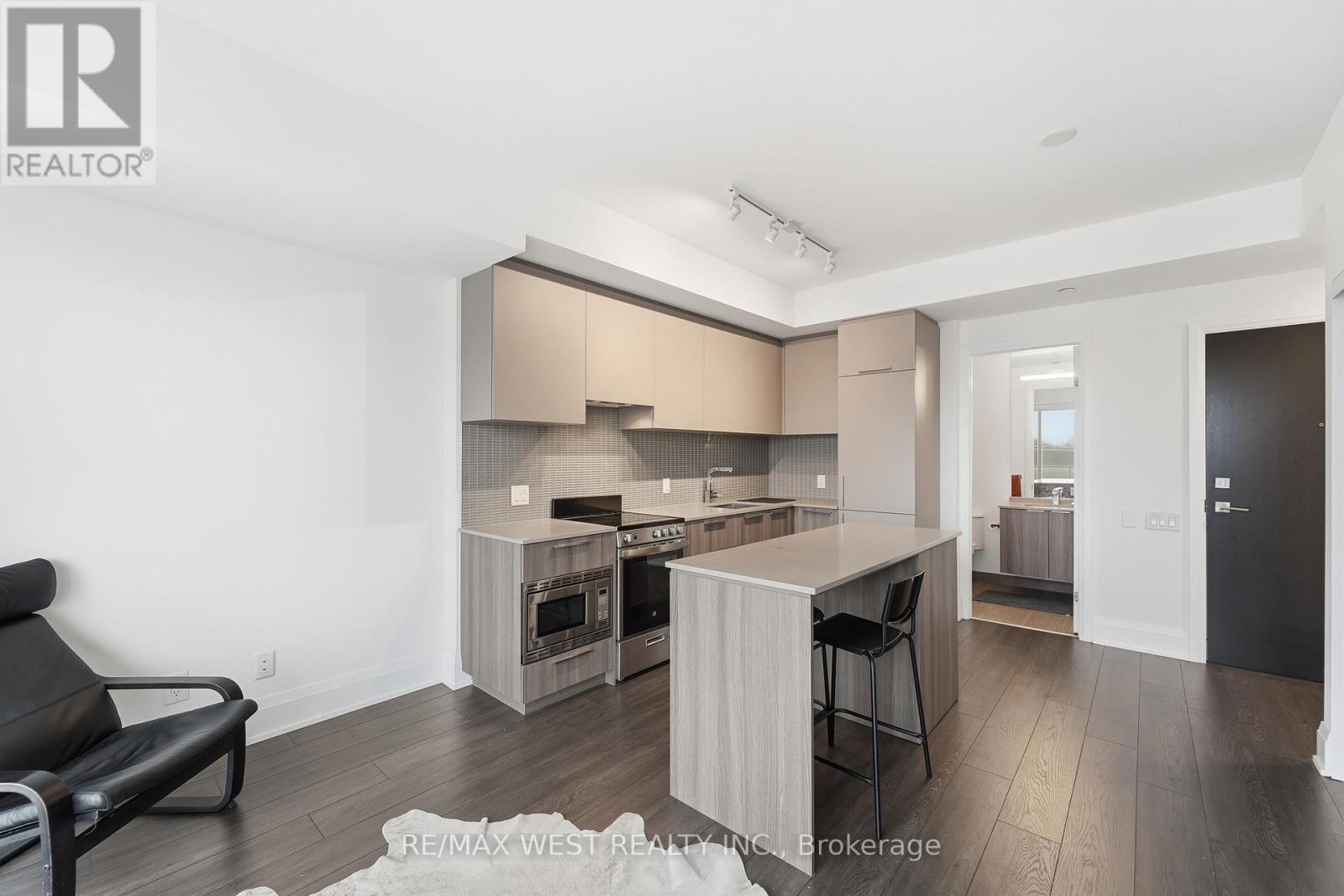 603 - 20 Brin Drive, Toronto (Edenbridge-Humber Valley), Ontario  M8X 0B2 - Photo 9 - W12629834