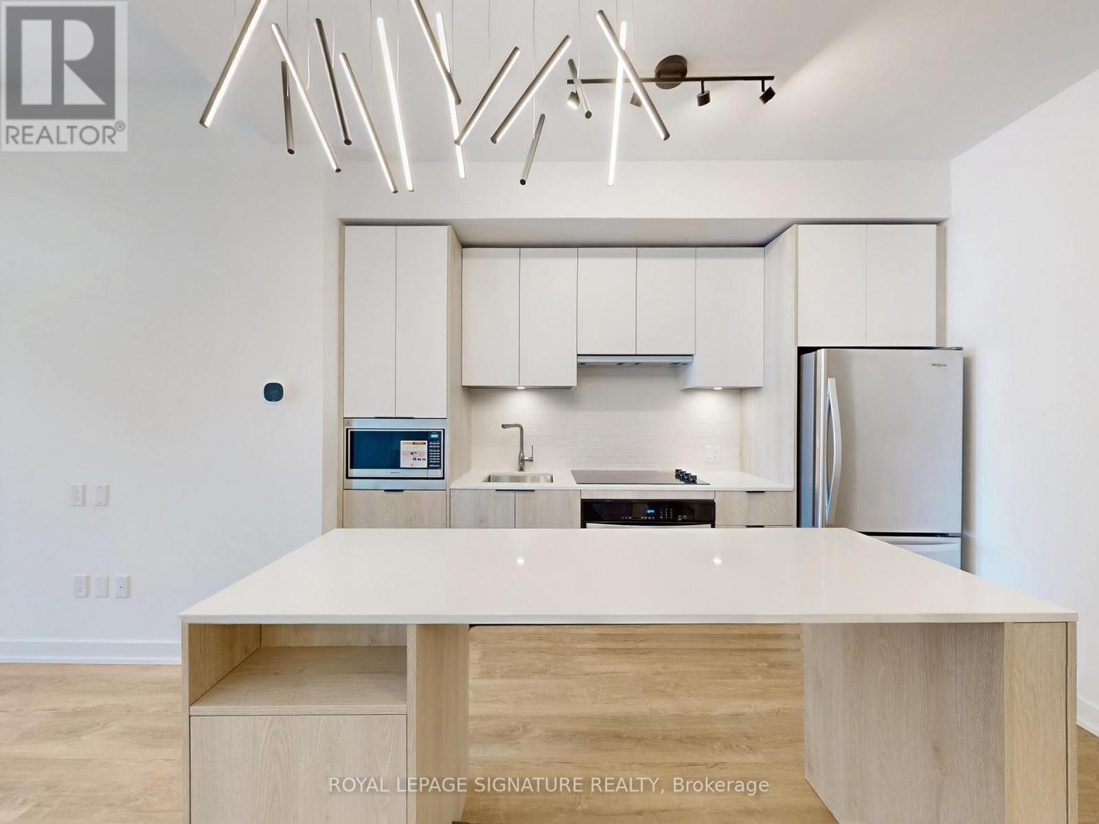 818 - 1007 The Queensway, Toronto (Islington-City Centre West), Ontario  M8Z 6C7 - Photo 11 - W12629836