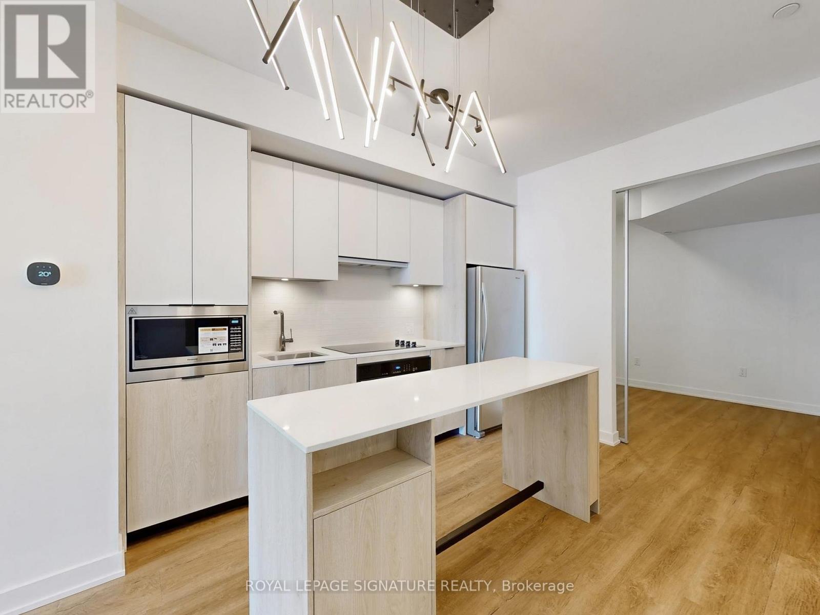 818 - 1007 The Queensway, Toronto (Islington-City Centre West), Ontario  M8Z 6C7 - Photo 12 - W12629836