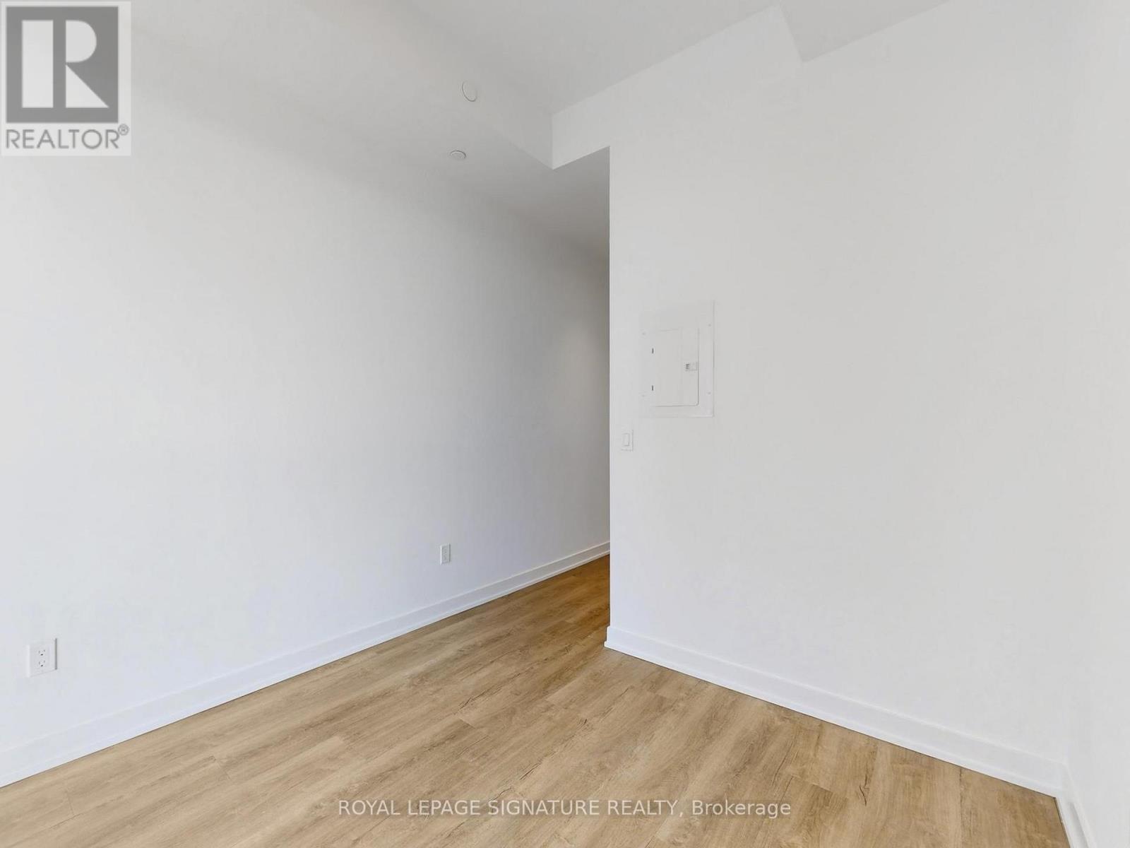 818 - 1007 The Queensway, Toronto (Islington-City Centre West), Ontario  M8Z 6C7 - Photo 18 - W12629836