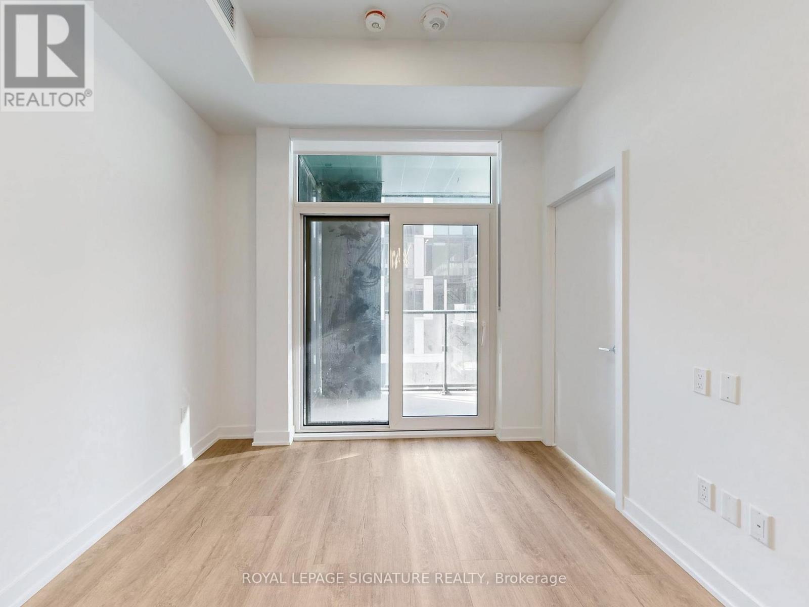 818 - 1007 The Queensway, Toronto (Islington-City Centre West), Ontario  M8Z 6C7 - Photo 7 - W12629836