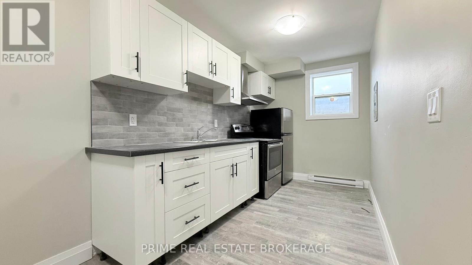 13 - 435 Nelson Street, London East, Ontario  N6B 1A6 - Photo 2 - X12629928