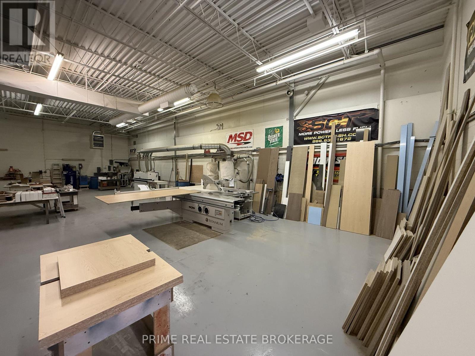 Front - 312 Sovereign Road, London East, Ontario  N6M 1A7 - Photo 12 - X12629982