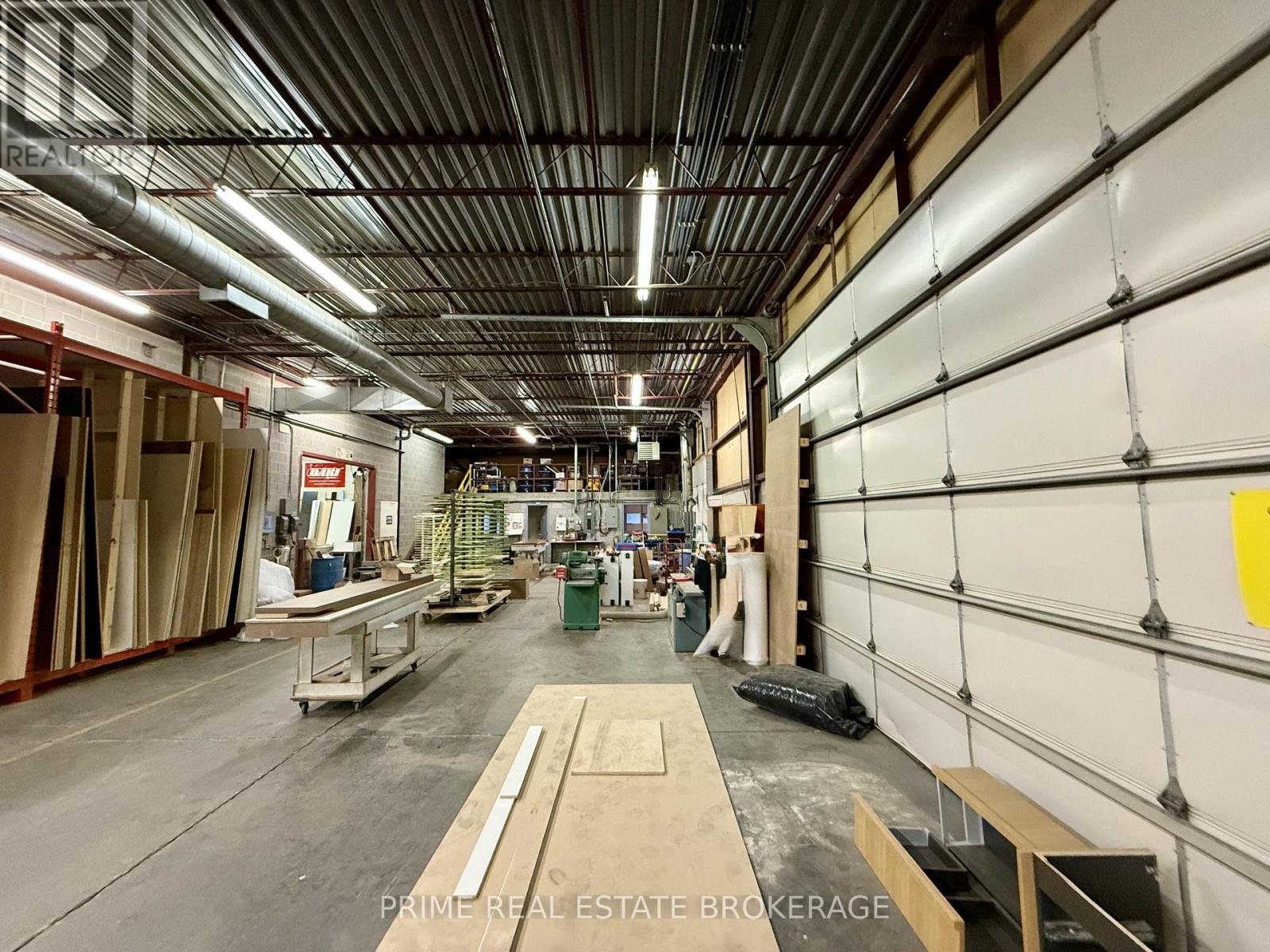 Front - 312 Sovereign Road, London East, Ontario  N6M 1A7 - Photo 16 - X12629982