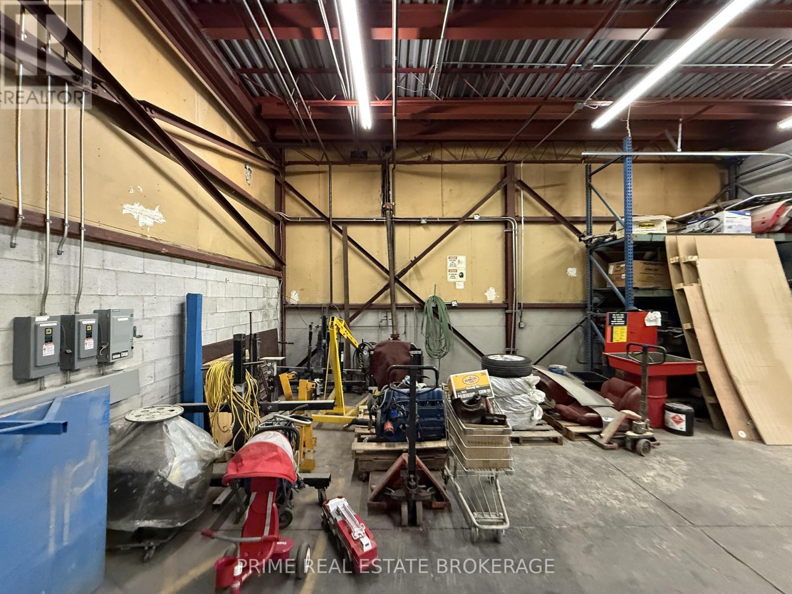 Front - 312 Sovereign Road, London East, Ontario  N6M 1A7 - Photo 19 - X12629982