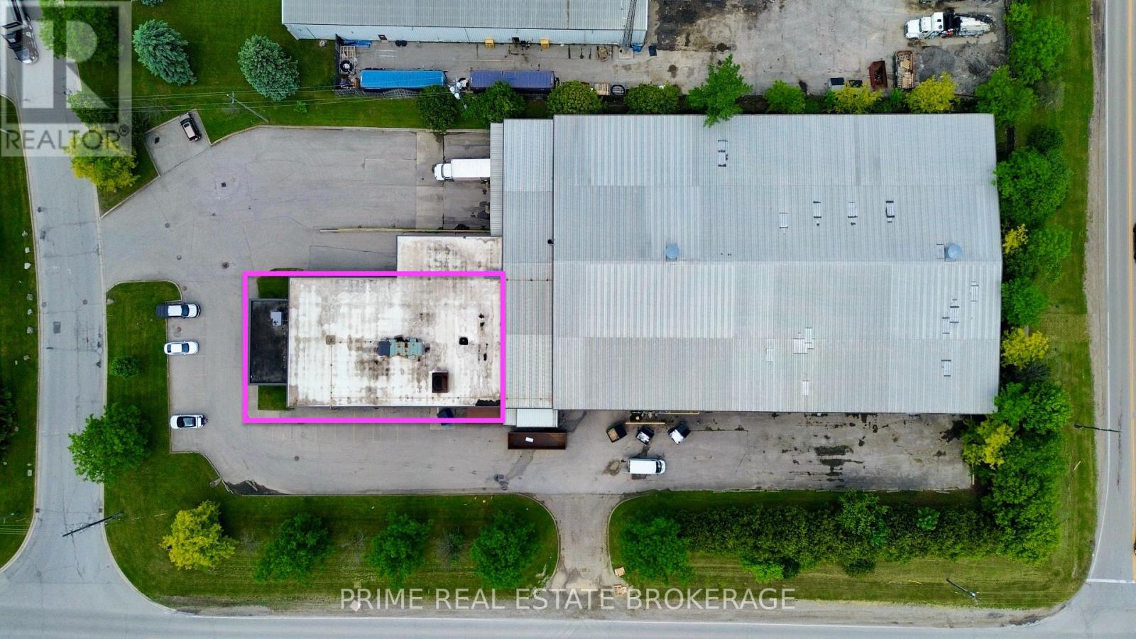 Front - 312 Sovereign Road, London East, Ontario  N6M 1A7 - Photo 4 - X12629982