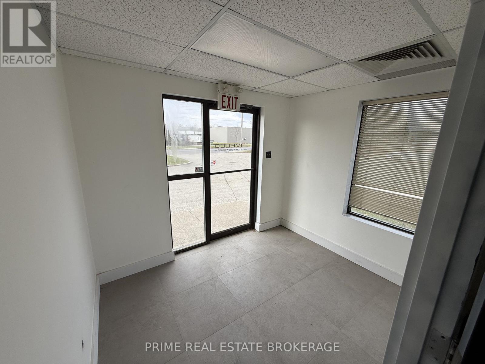 Front - 312 Sovereign Road, London East, Ontario  N6M 1A7 - Photo 5 - X12629982