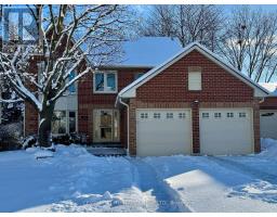 124 JOHN BOWSER CRESCENT, Newmarket, Ontario