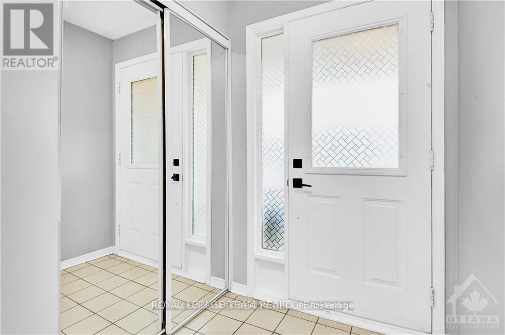 133 Woodpark Way, Ottawa, Ontario  K2J 4C7 - Photo 4 - X12629924