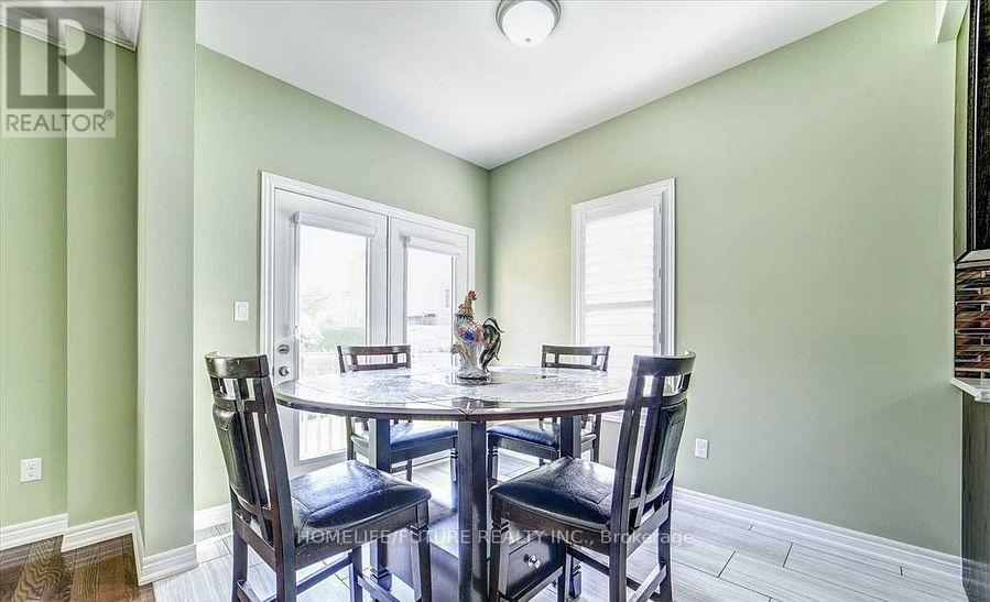 84 Wimbledon Court, Whitby, Ontario  L1P 0A6 - Photo 10 - E12441877