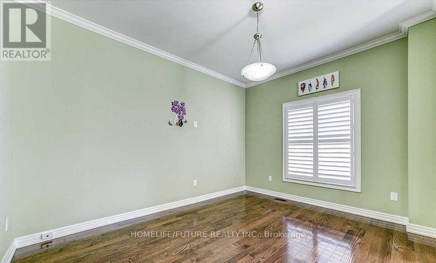 84 Wimbledon Court, Whitby, Ontario  L1P 0A6 - Photo 11 - E12441877