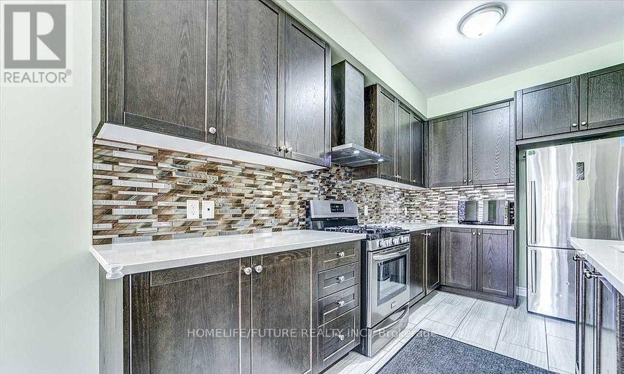 84 Wimbledon Court, Whitby, Ontario  L1P 0A6 - Photo 9 - E12441877