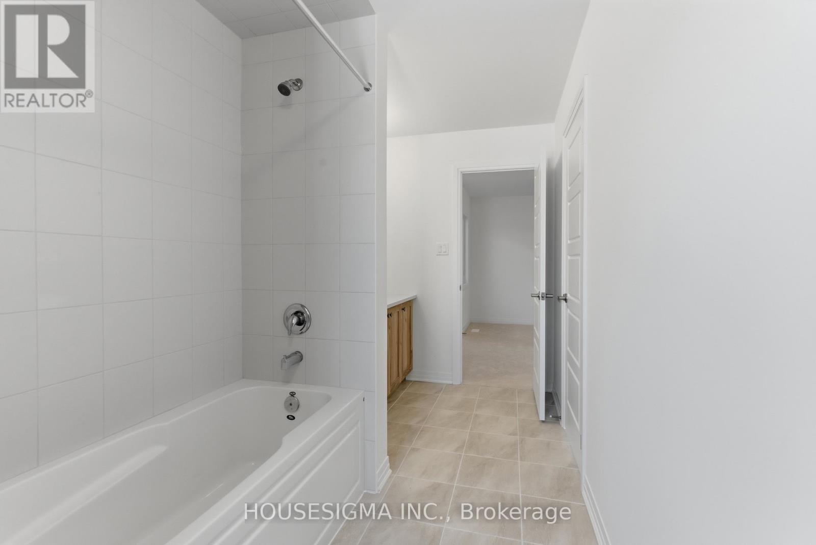 138 Aviron Crescent, Welland (Dain City), Ontario  L3B 0M5 - Photo 23 - X12611828