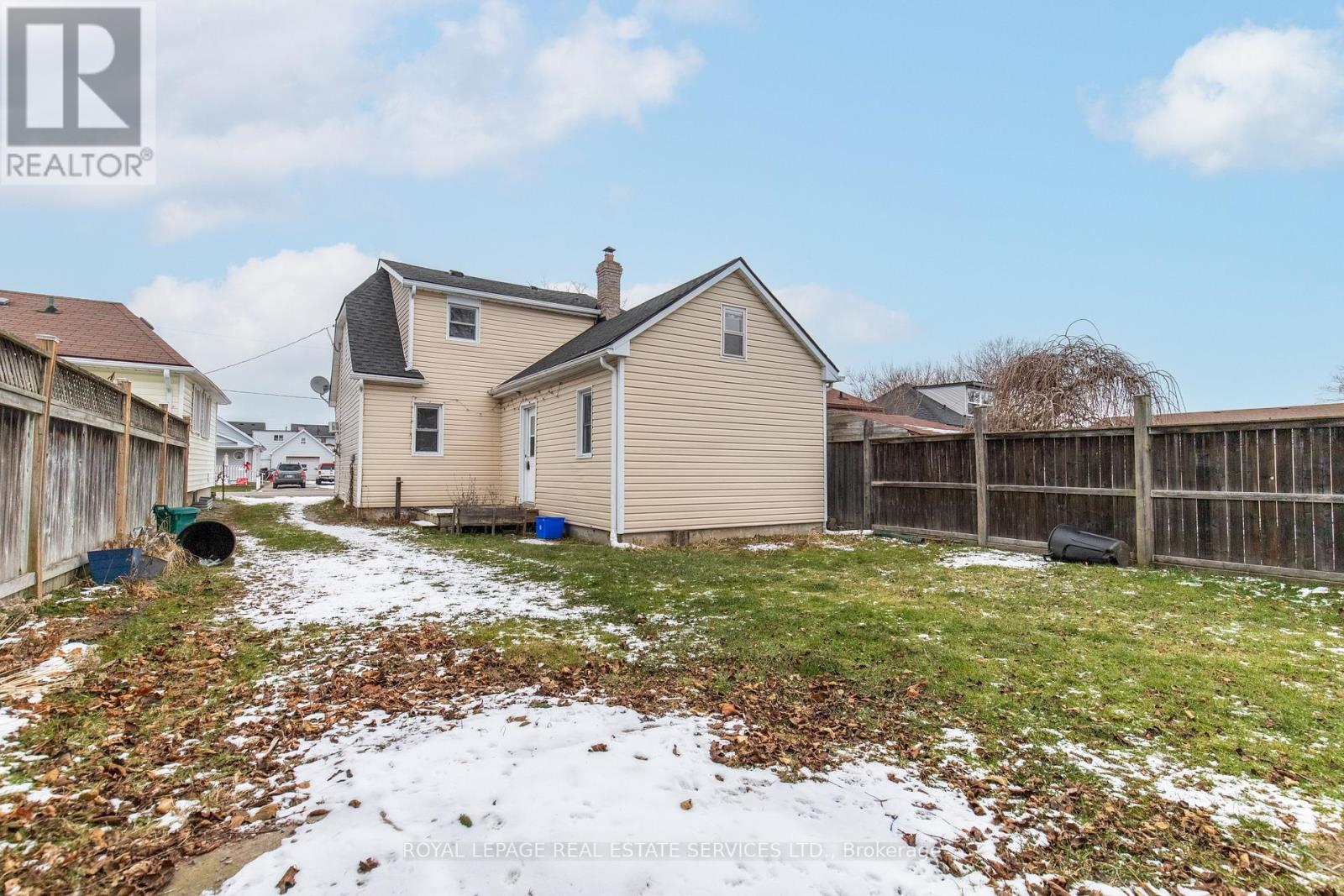 53 Kinsey Street, St. Catharines (Western Hill), Ontario  L2S 1E2 - Photo 32 - X12629812