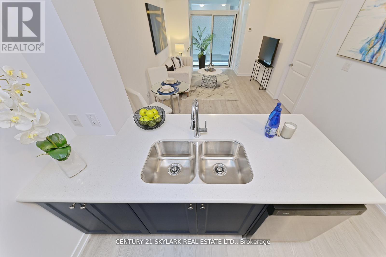 401 - 460 Dundas Street E, Hamilton (Waterdown), Ontario  L8B 2A5 - Photo 13 - X12629838