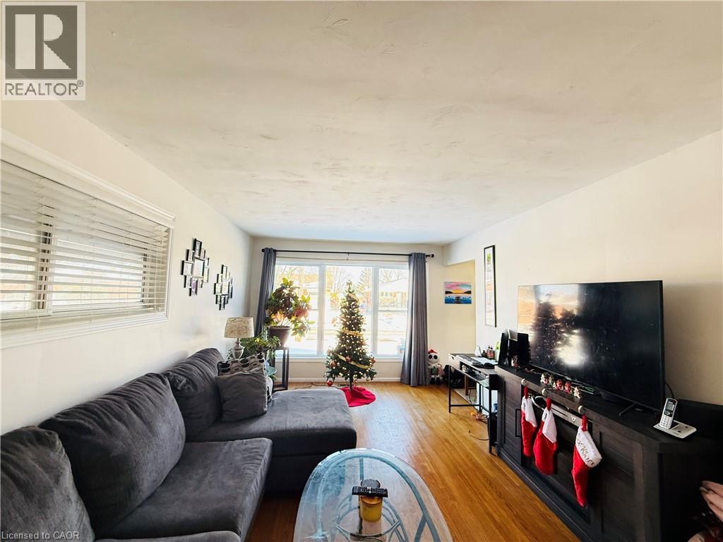 22 Gildea Street, Hamilton, Ontario  L8V 2G7 - Photo 8 - 40792805